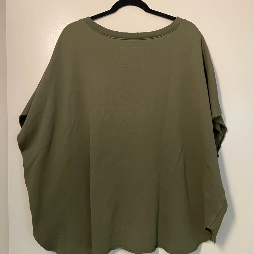 Frank & Eileen Olive Caplet in Caper, O/S - Picture 10 of 13